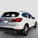 BMW X1 Lateral derecho 31