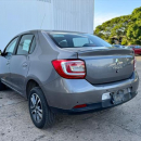 RENAULT LOGAN Atrás 5