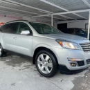 CHEVROLET TRAVERSE Interior 6