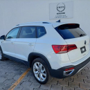 VOLKSWAGEN TAOS Atrás 19