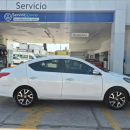 NISSAN VERSA Arriba 8