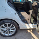 VOLKSWAGEN GOLF Atrás 21
