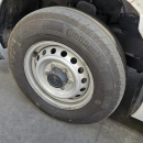 NISSAN URVAN Llantas 61