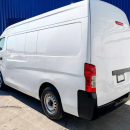 NISSAN URVAN Frente 19