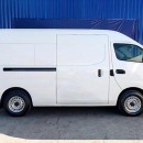 NISSAN URVAN Lateral izquierdo 22
