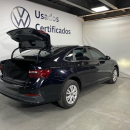 VOLKSWAGEN JETTA Atrás 46