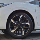 NISSAN VERSA Llantas 65