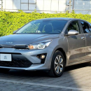 KIA RIO Lateral derecho 3