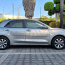KIA RIO Lateral derecho 9