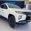 MITSUBISHI L200 Asientos 5