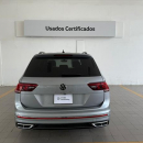 VOLKSWAGEN TIGUAN Atrás 4