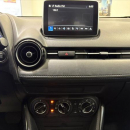 TOYOTA YARIS Interior 4