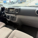 NISSAN URVAN Lateral derecho 19