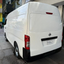 NISSAN URVAN Lateral izquierdo 3