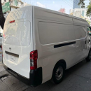 NISSAN URVAN Lateral derecho 5