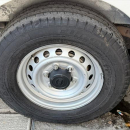 NISSAN URVAN Atrás 9