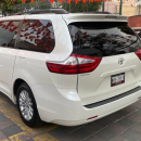 TOYOTA SIENNA Lateral derecho 5