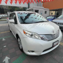 TOYOTA SIENNA Frente 13