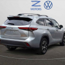 TOYOTA HIGHLANDER Interior 9