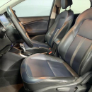 CHEVROLET TRACKER Interior 35