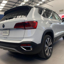 VOLKSWAGEN TAOS Lateral derecho 5