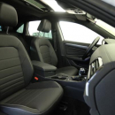 VOLKSWAGEN JETTA Lateral derecho 23