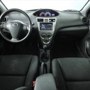 TOYOTA YARIS Arriba 21