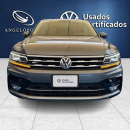 VOLKSWAGEN TIGUAN Interior 8