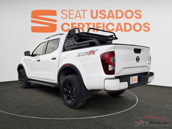 NISSAN FRONTIER Lateral derecho 3