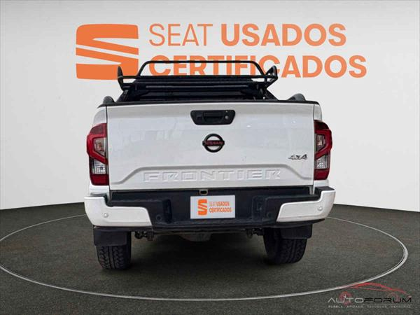 NISSAN FRONTIER Arriba 4