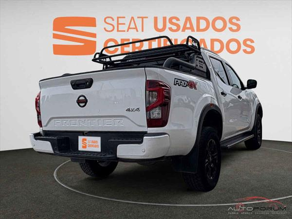 NISSAN FRONTIER Lateral izquierdo 5