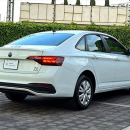 VOLKSWAGEN JETTA Interior 6