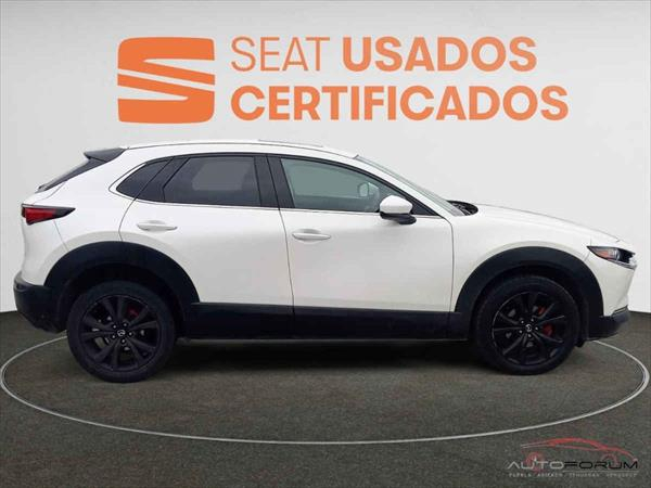 MAZDA CX-30 Frente 6