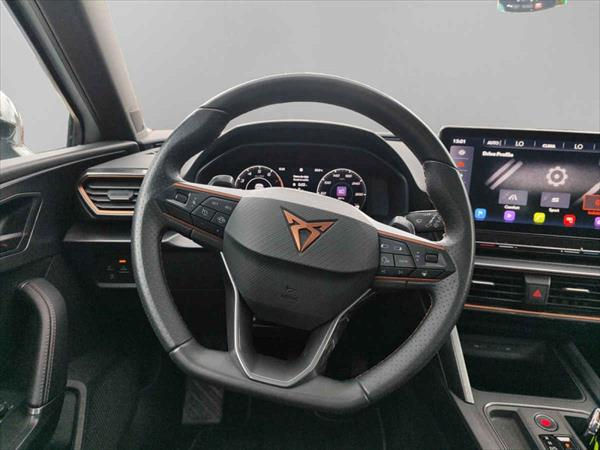 SEAT LEON Interior 12