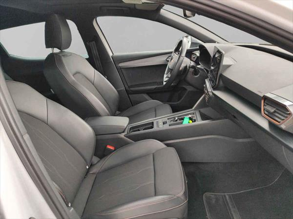 SEAT LEON Frente 15