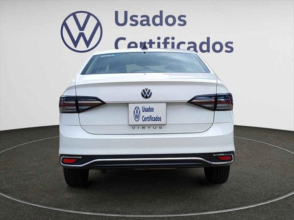 VOLKSWAGEN VIRTUS Asientos 4