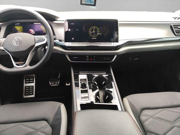 VOLKSWAGEN TERAMONT Asientos 10