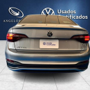 VOLKSWAGEN JETTA Frente 4
