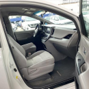 TOYOTA SIENNA Lateral izquierdo 17