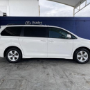 TOYOTA SIENNA Interior 3