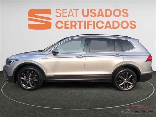 VOLKSWAGEN TIGUAN Lateral derecho 2
