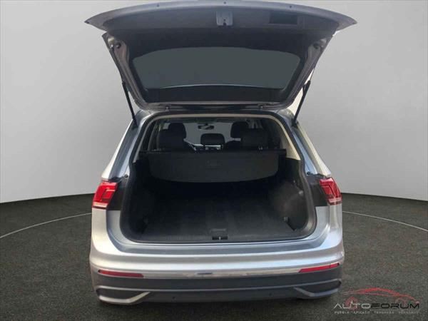 VOLKSWAGEN TIGUAN Lateral izquierdo 17