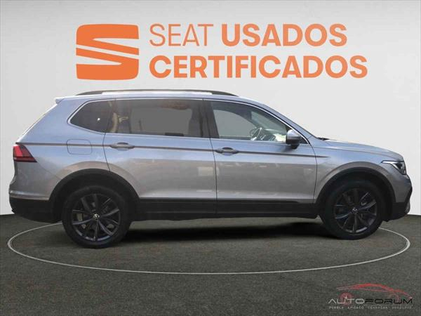 VOLKSWAGEN TIGUAN Lateral derecho 5
