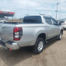 MITSUBISHI L200 Lateral izquierdo 3