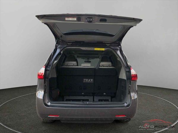 TOYOTA SIENNA Arriba 20
