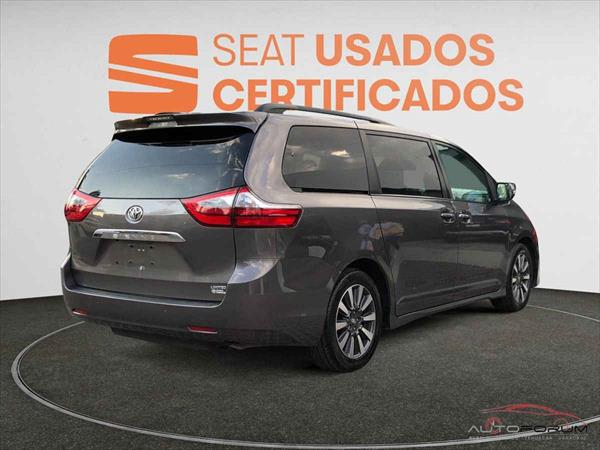 TOYOTA SIENNA Lateral izquierdo 5