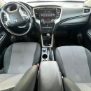 MITSUBISHI L200 Lateral derecho 13