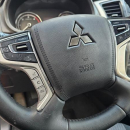 MITSUBISHI L200 Lateral derecho 13