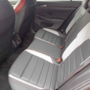 VOLKSWAGEN GOLF Interior 11