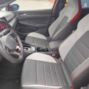 VOLKSWAGEN GOLF Interior 12